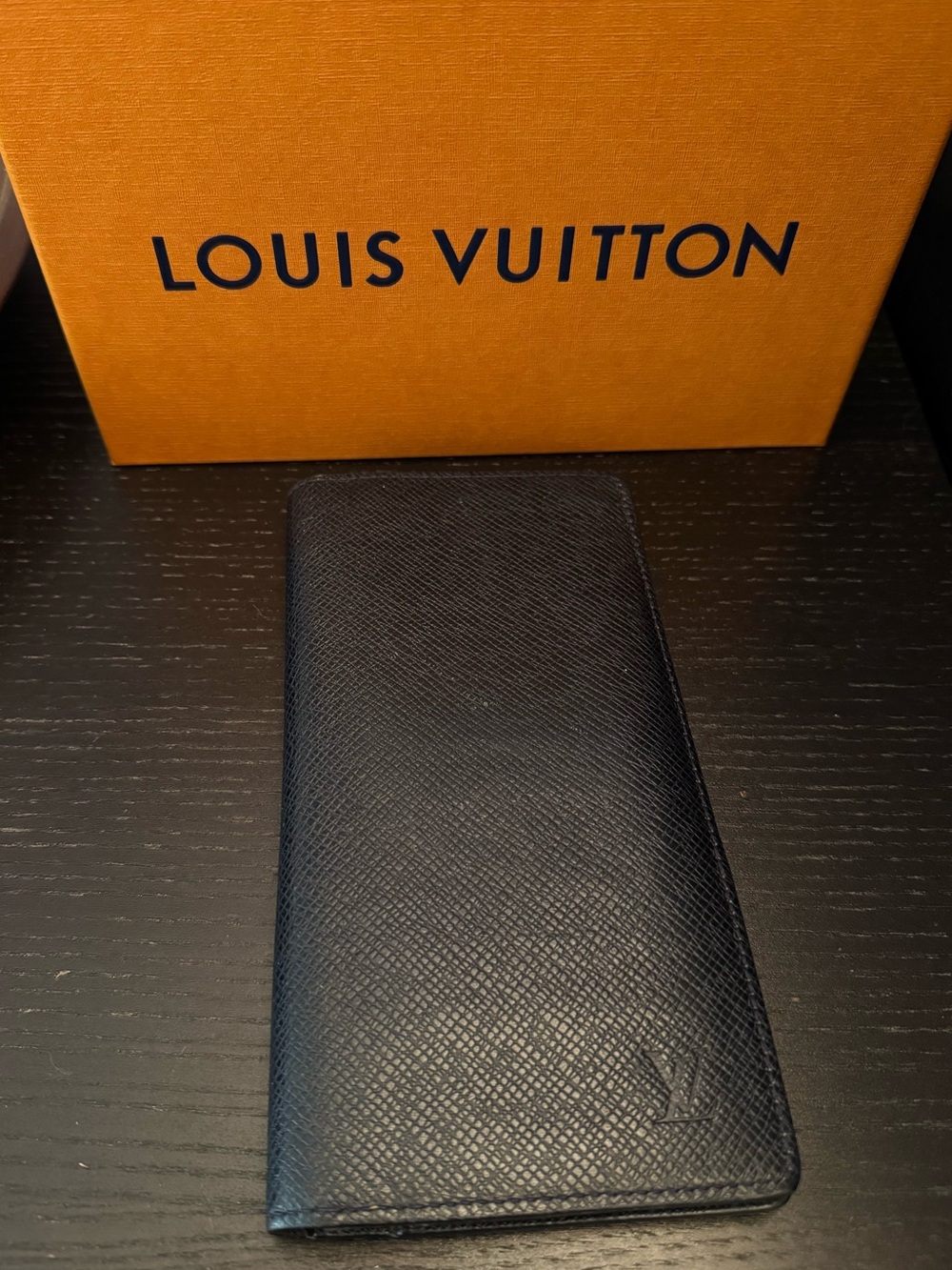 Louis Vuitton - Taïga Black Leather Long Bifold Wallet - 12 Card - Like New